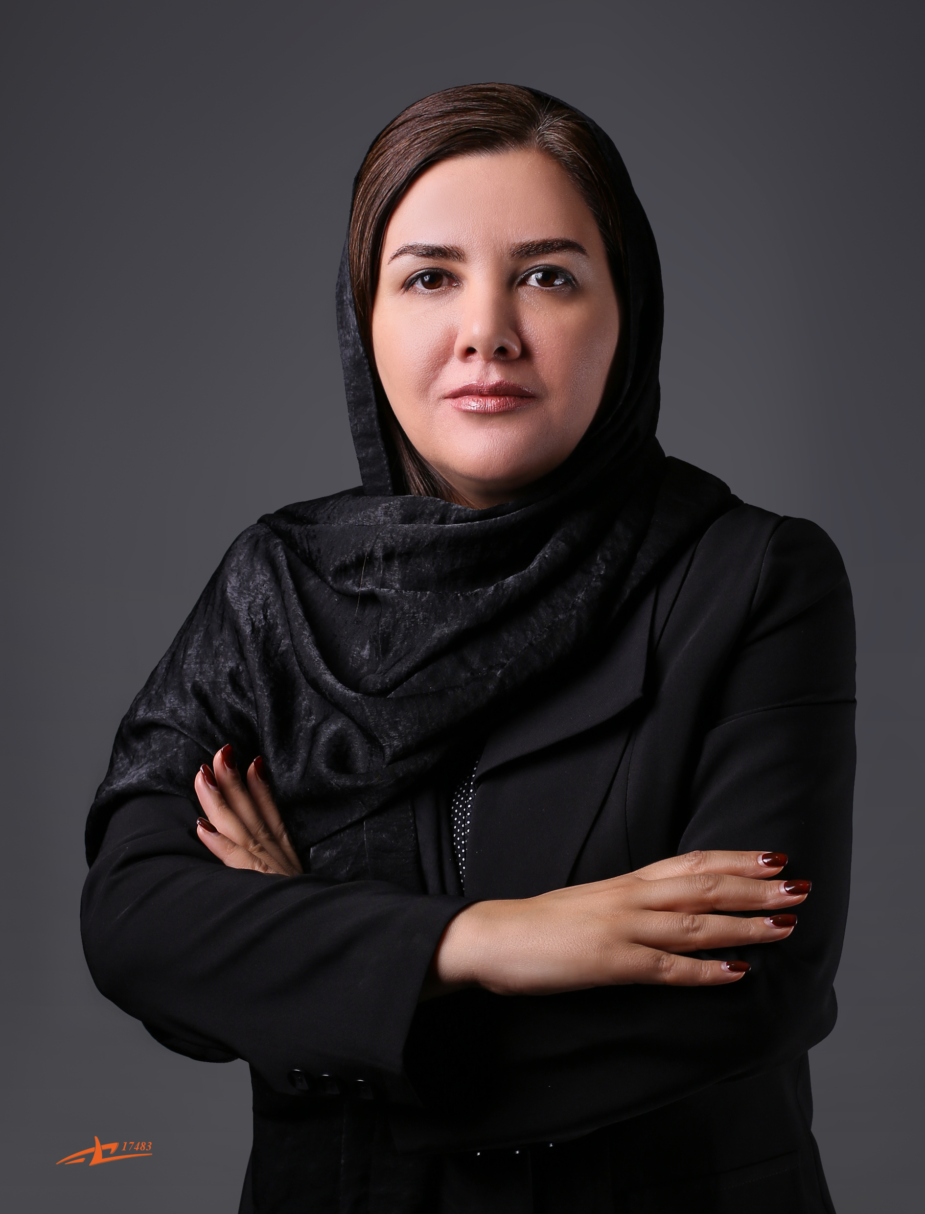 زهرا محمدیاری وکیل پایه یک دادگستری کارشناس ارشد حقوق تجارت بین الملل چهارده سال تجربه